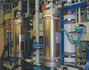 Degassing membrane instrument